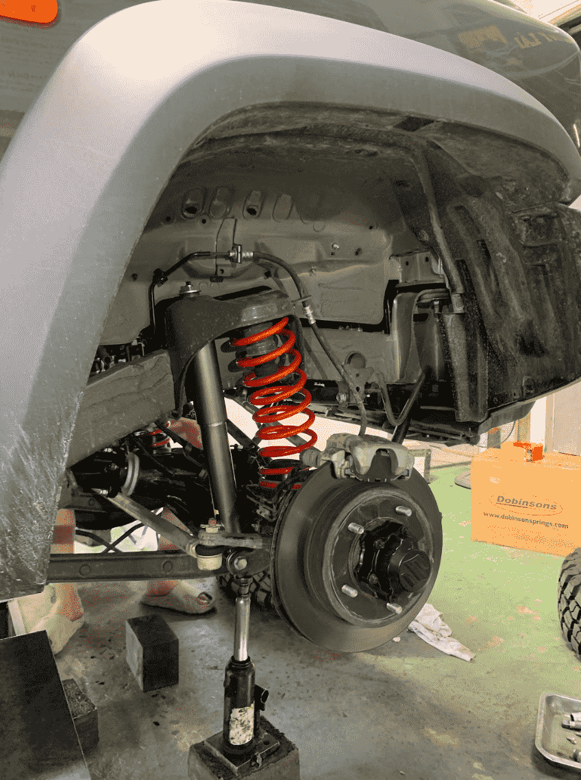 Xevaban.com ở 214 Giải Ph&oacute;ng l&agrave; đơn vị chuy&ecirc;n cung cấp phụ kiện oto, đồ chơi suzuki jimny, &nbsp;phụ kiện suzuki jimny, xevaban, 214 giải ph&oacute;ng, phuộc jaos battlez cho suzuki jimny, phuộc suzuki jimny, độ phuộc jaos kyd jimny.